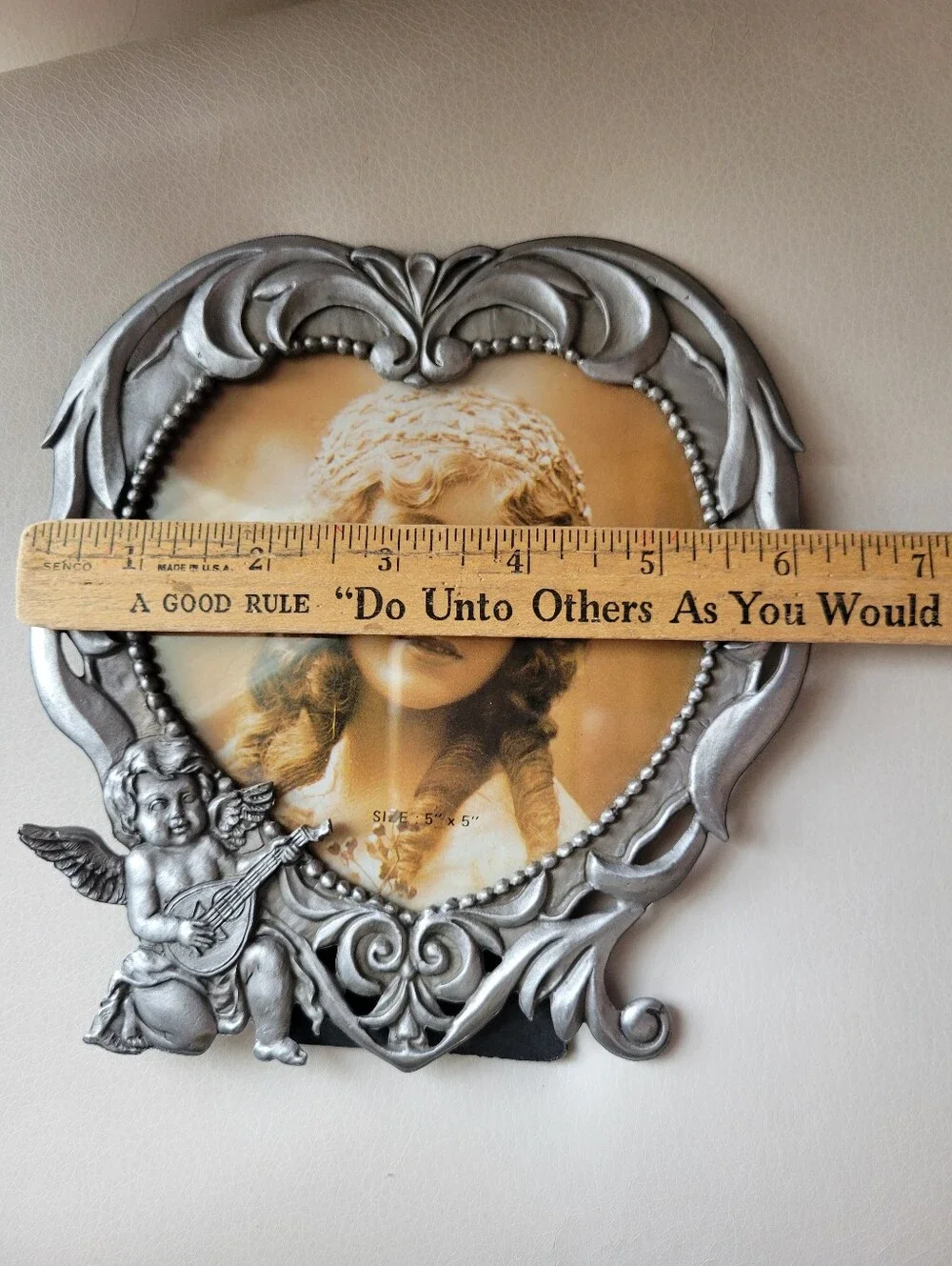 Victorian Look Pewter Heart-Shaped Silver-tone Cherub Picture Frame ~ GUC
